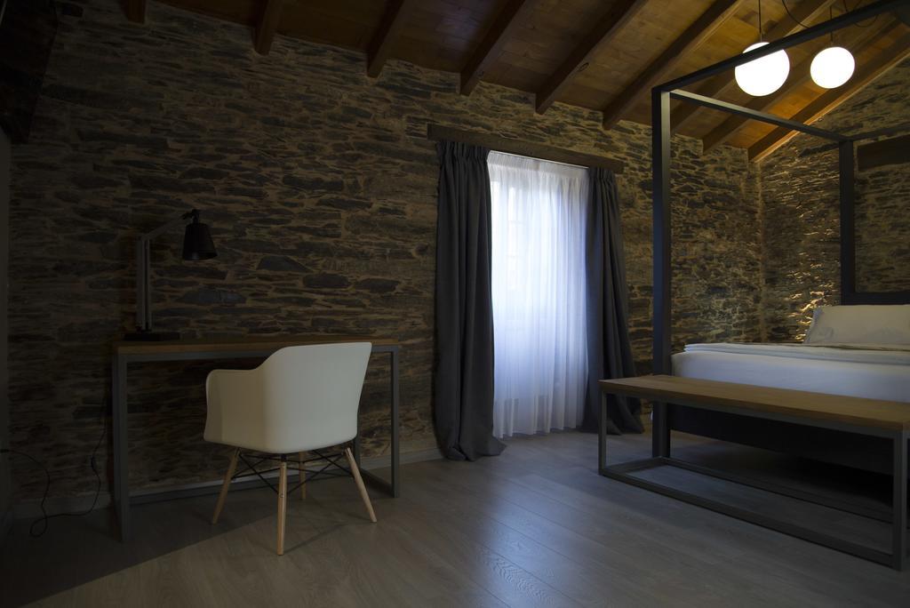 Lar De Donas Meira (Lugo) Quarto foto